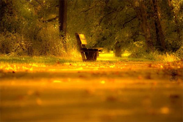 想念一个人怎么办-想念一个人怎么发朋友圈